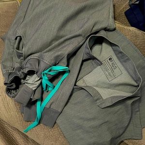 Figs Rafaela Scrub Top L and Joggers L